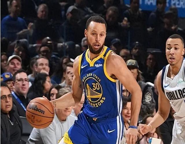 勇士核心连续得分,轻松战胜对手 勇士核心连续得分,轻松战胜对手