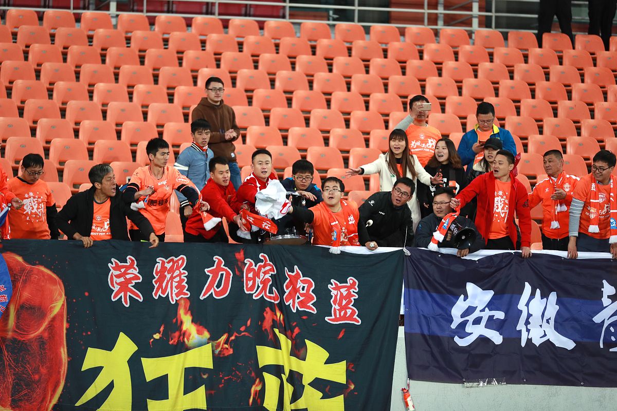 球队备战训练严格,力求在下一场比赛中取胜的简单介绍 球队备战训练严格,力求在下一场比赛中取胜的简单介绍