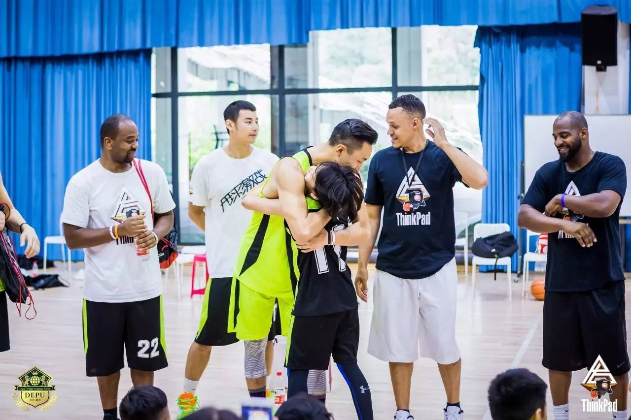 三亿体育体育中国官网-战术布局精湛，团队配合无间，足球比赛精彩纷呈的简单介绍