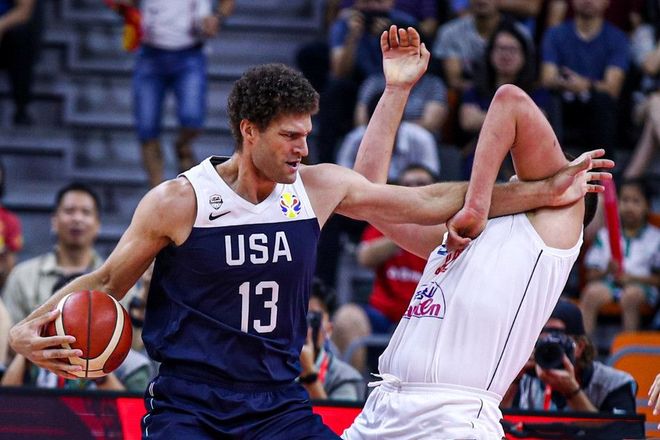 三亿体育体育在线-包含都灵队长领衔表现出色，赢得球迷掌声的词条