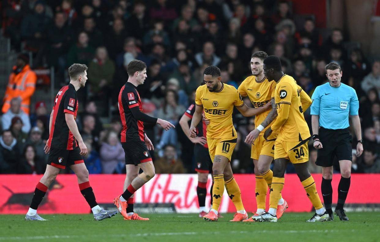 关于伯恩茅斯客场不敌对手,保级压力增大的信息 关于伯恩茅斯客场不敌对手,保级压力增大的信息