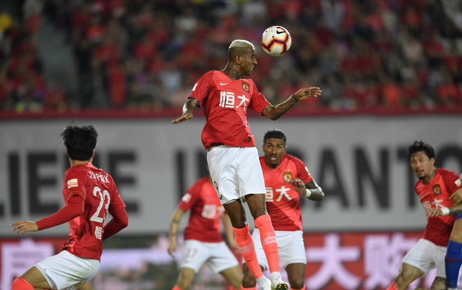 三亿体育体育登录入口-包含恒大主场迎战重庆力帆，高空作战迎接新挑战的词条