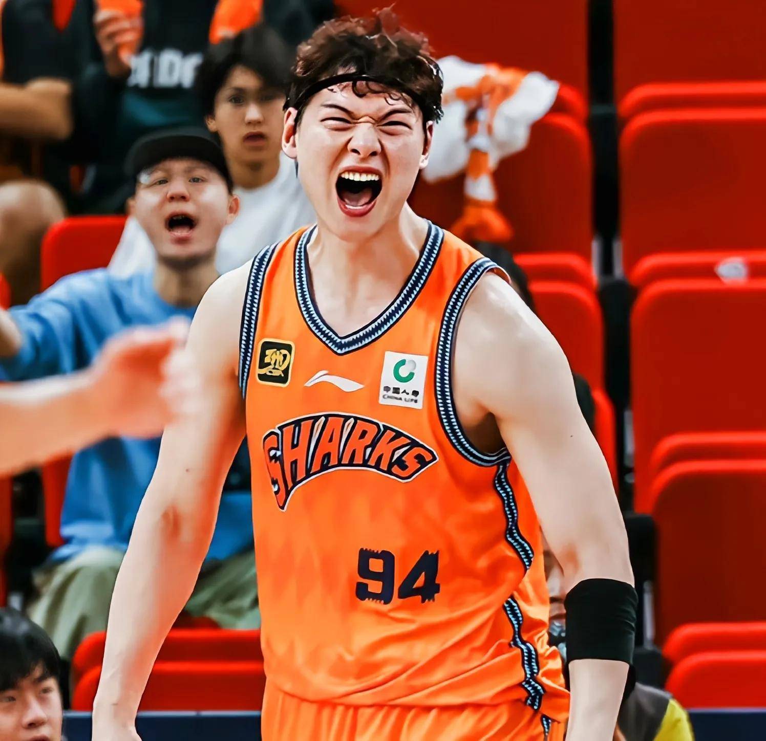 三亿体育体育培训-关于上海男篮取得惊艳胜利，士气大振的信息