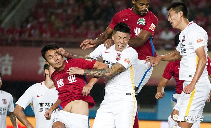 包含建业让球惊险绝杀,成功拿下一场关键胜利的词条 包含建业让球惊险绝杀,成功拿下一场关键胜利的词条