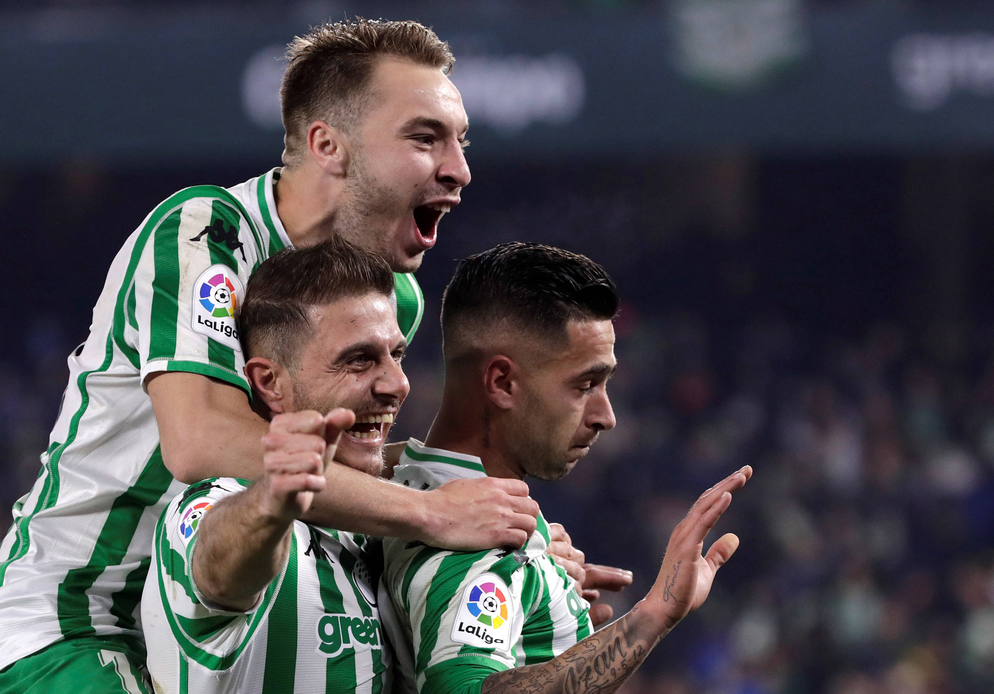 三亿体育体育下载-韦斯卡客场战平贝蒂斯，争议不断