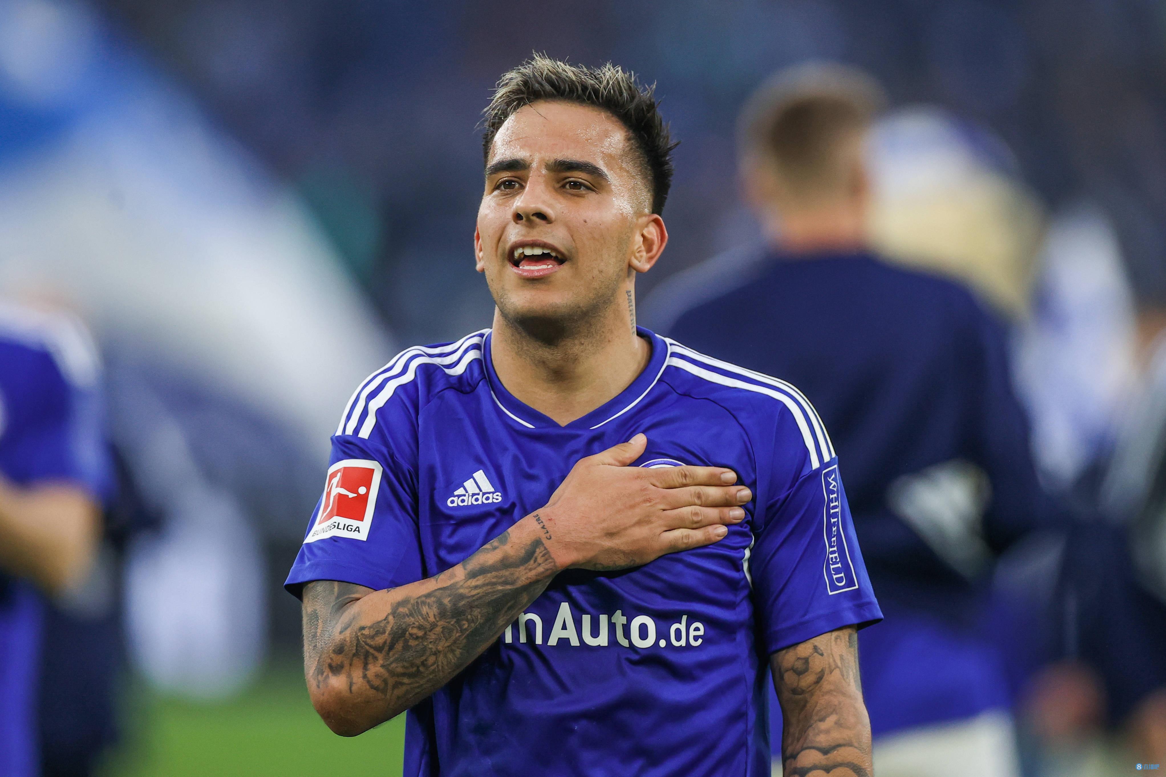 关于沙尔克04陷入困境,德甲比赛频频失利难脱低谷的信息 关于沙尔克04陷入困境,德甲比赛频频失利难脱低谷的信息