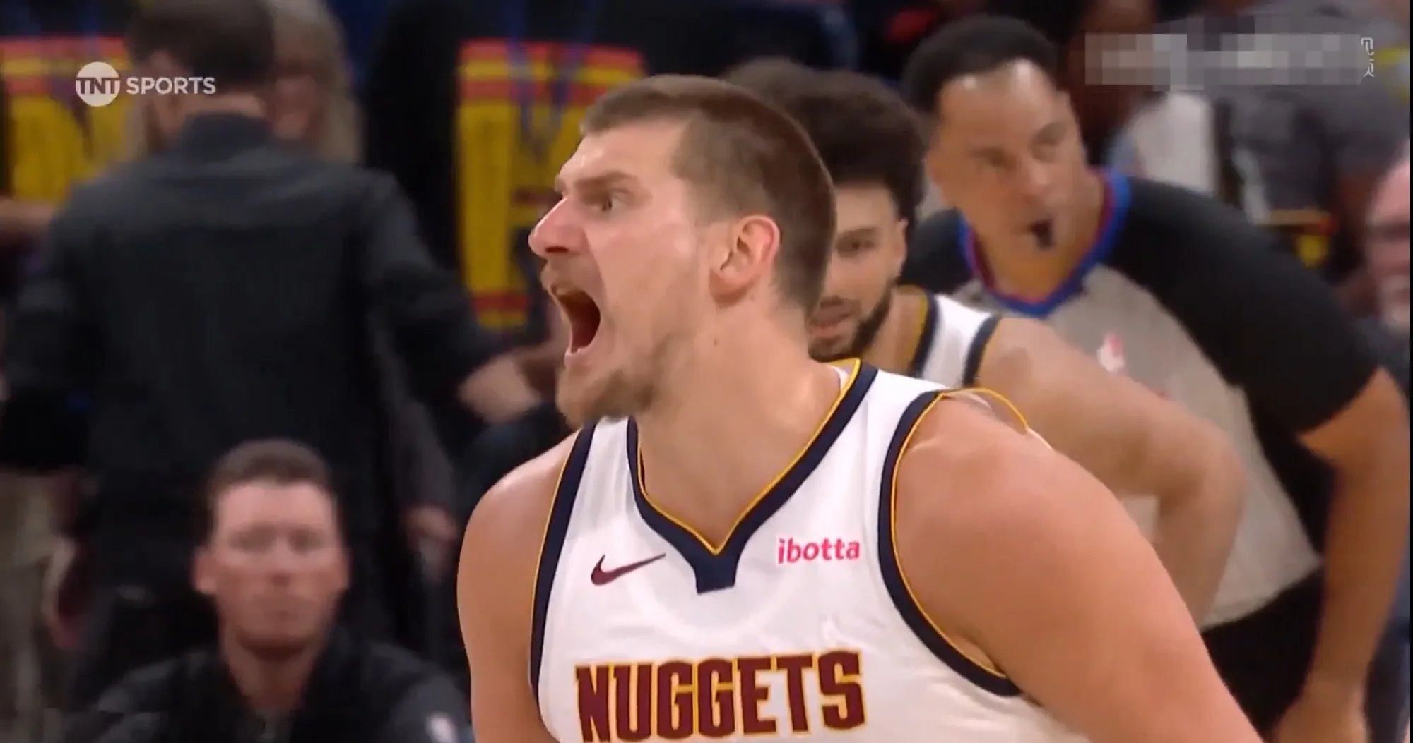 掘金赢得关键胜利,约基奇表现出色 掘金赢得关键胜利,约基奇表现出色