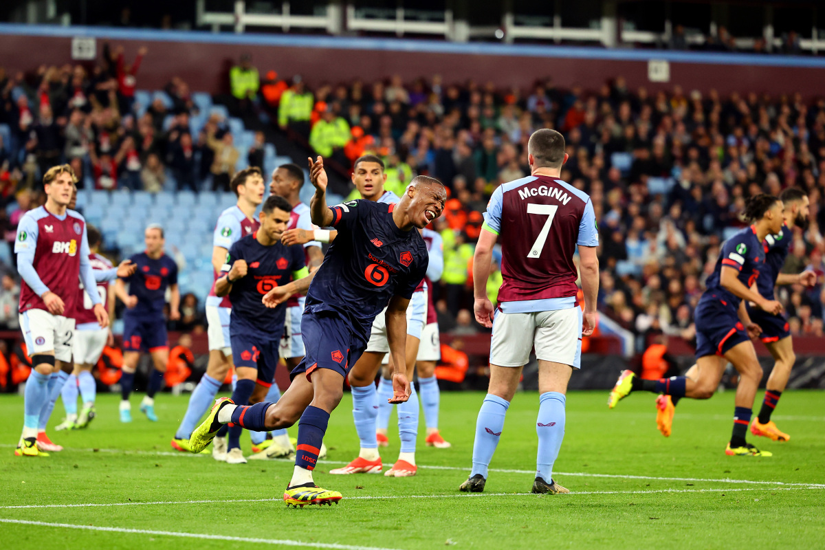 包含角逐白热化,场上对抗激烈,胜者显正面的词条 包含角逐白热化,场上对抗激烈,胜者显正面的词条