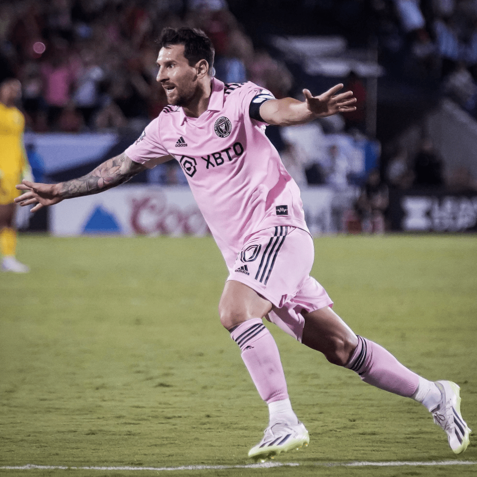 三亿体育体育网址-立陶宛队完胜对手，赢得胜利