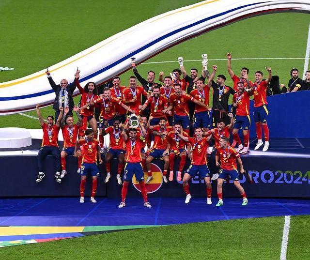 三亿体育体育亚洲官网-西班牙国家队将在四月份对阵科索沃队